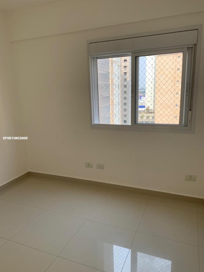 Apartamento para alugar com 2 quartos, 80m² - Foto 4