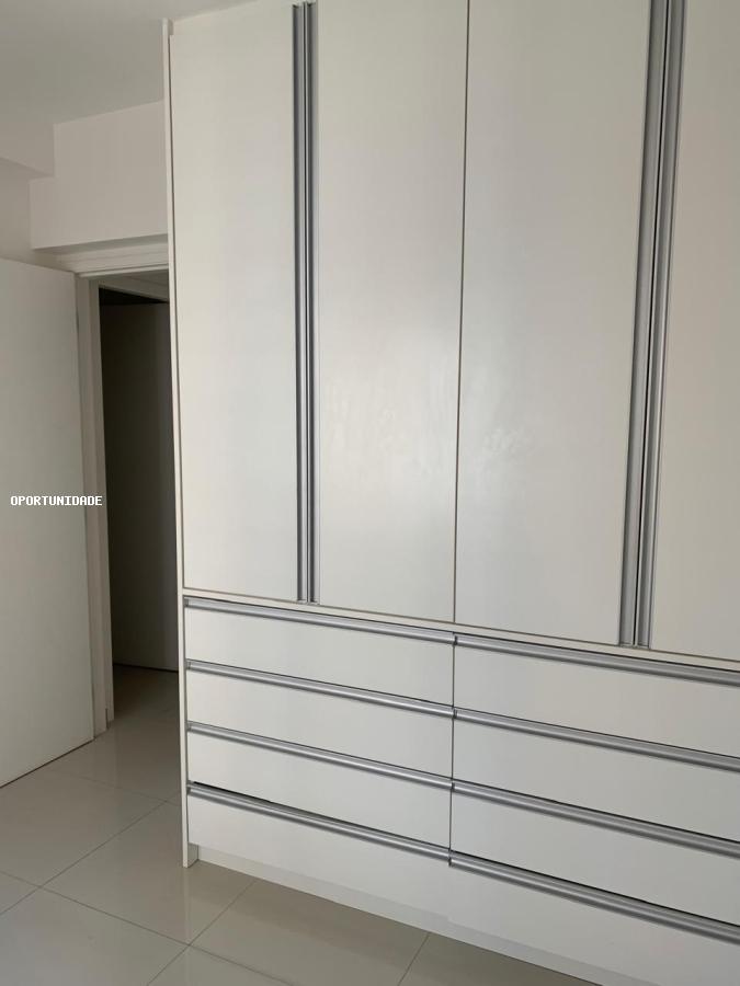 Apartamento para alugar com 2 quartos, 80m² - Foto 5