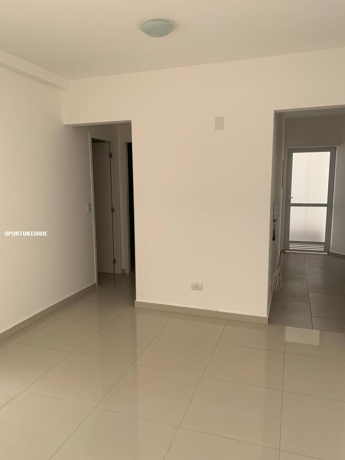 Apartamento para alugar com 2 quartos, 80m² - Foto 2