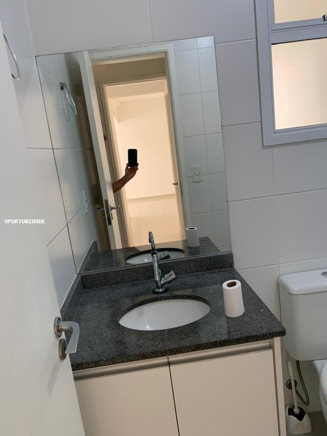 Apartamento para alugar com 2 quartos, 80m² - Foto 6