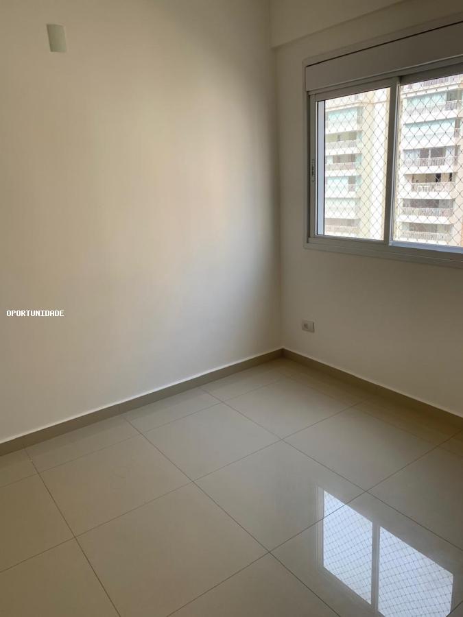 Apartamento para alugar com 2 quartos, 80m² - Foto 8