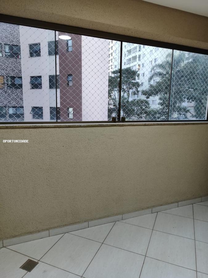 Apartamento para alugar com 4 quartos, 220m² - Foto 14