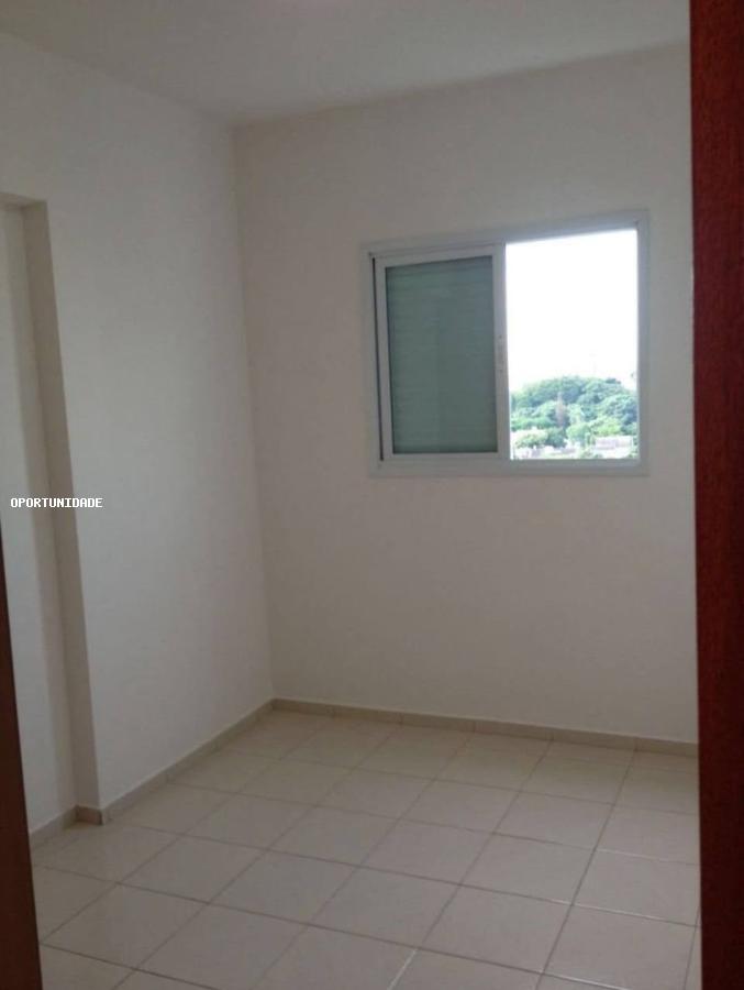 Apartamento para alugar com 2 quartos, 54m² - Foto 4