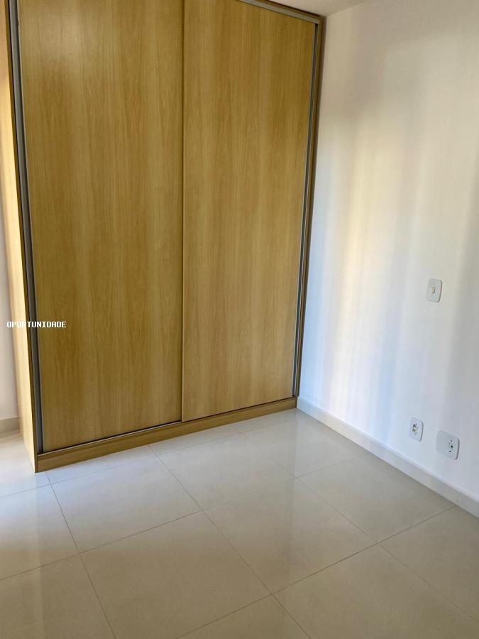 Apartamento para alugar com 2 quartos, 74m² - Foto 7