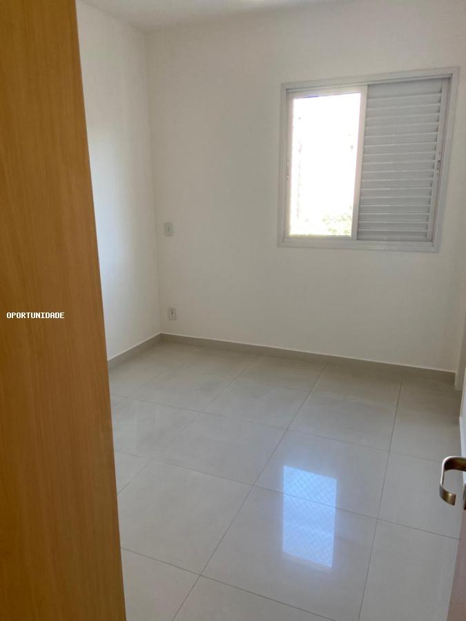 Apartamento para alugar com 2 quartos, 74m² - Foto 10