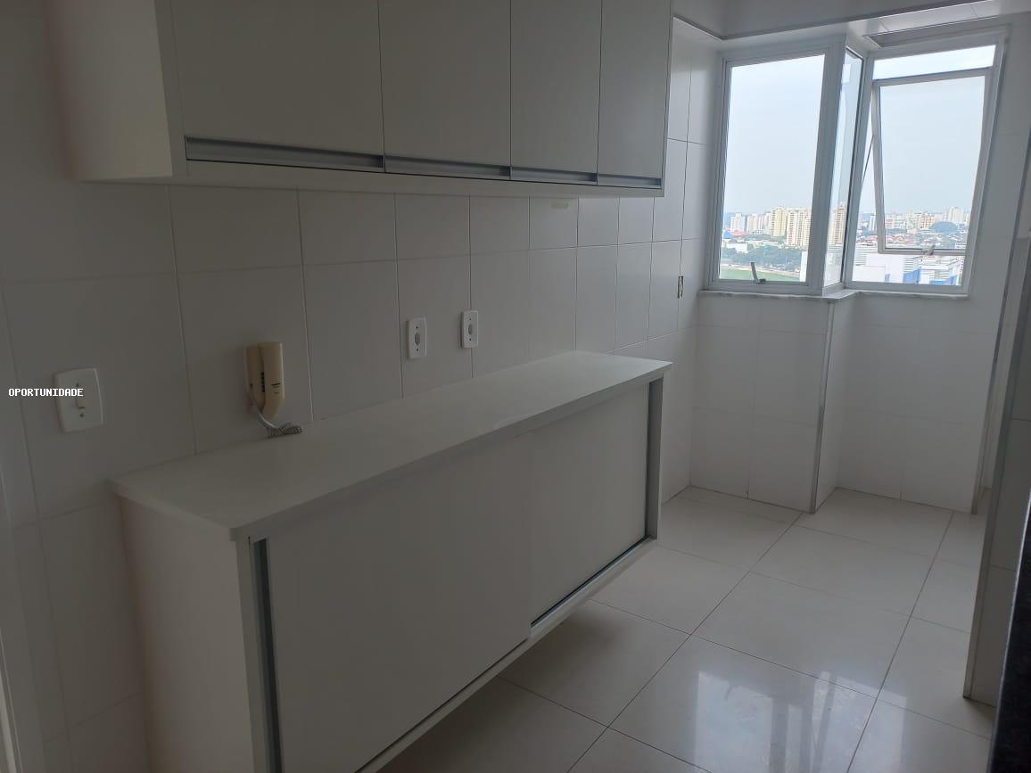 Apartamento para alugar com 2 quartos, 83m² - Foto 6