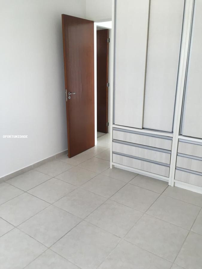 Apartamento para alugar com 2 quartos, 83m² - Foto 8