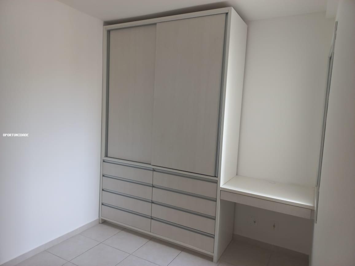 Apartamento para alugar com 2 quartos, 83m² - Foto 11