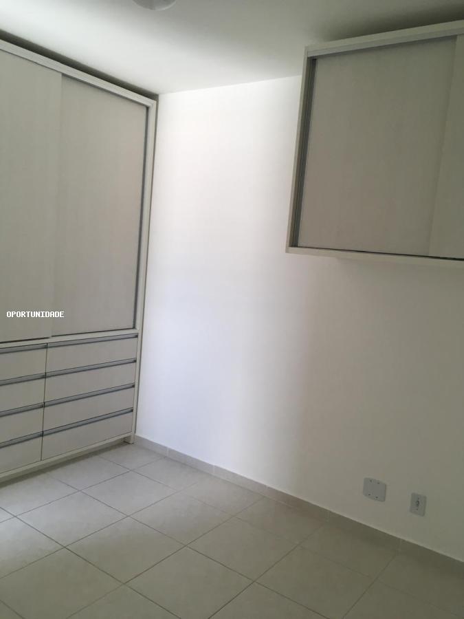 Apartamento para alugar com 2 quartos, 83m² - Foto 10