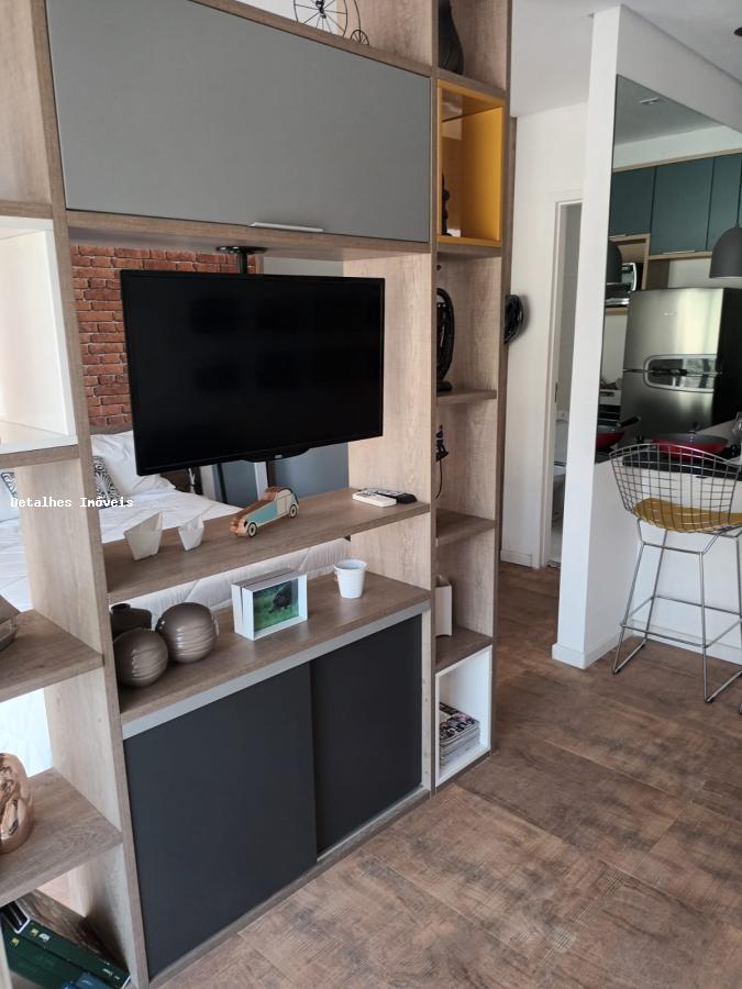 Apartamento para alugar com 1 quarto, 37m² - Foto 5