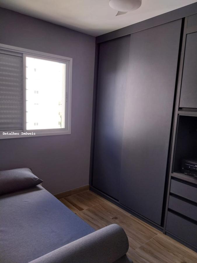 Apartamento para alugar com 2 quartos, 114m² - Foto 11