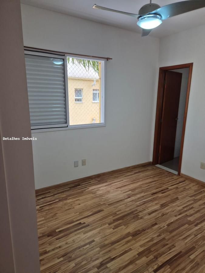 Apartamento à venda com 3 quartos, 90m² - Foto 12