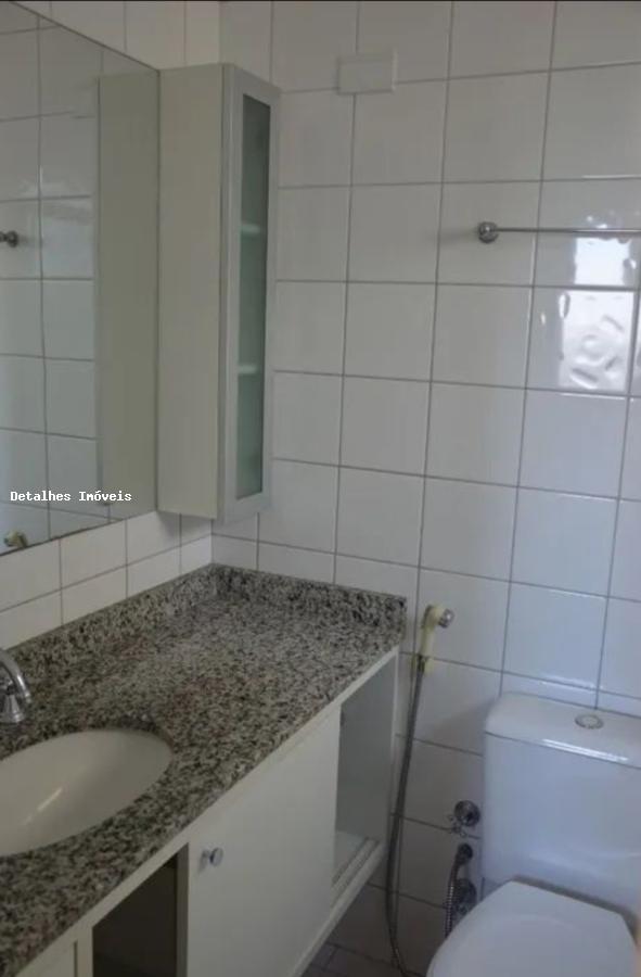 Apartamento para alugar com 3 quartos, 105m² - Foto 9