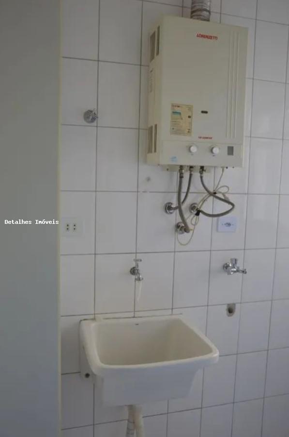 Apartamento para alugar com 3 quartos, 105m² - Foto 6