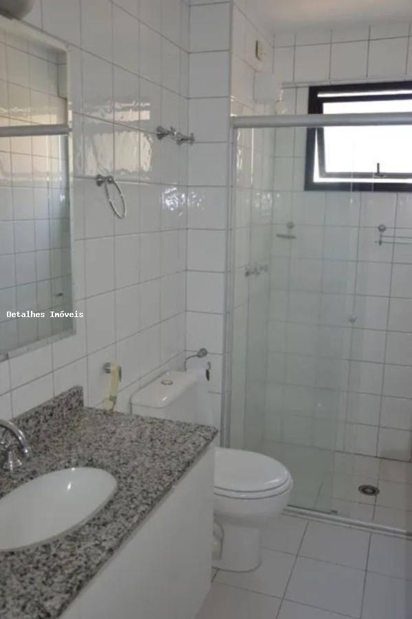 Apartamento para alugar com 3 quartos, 105m² - Foto 11