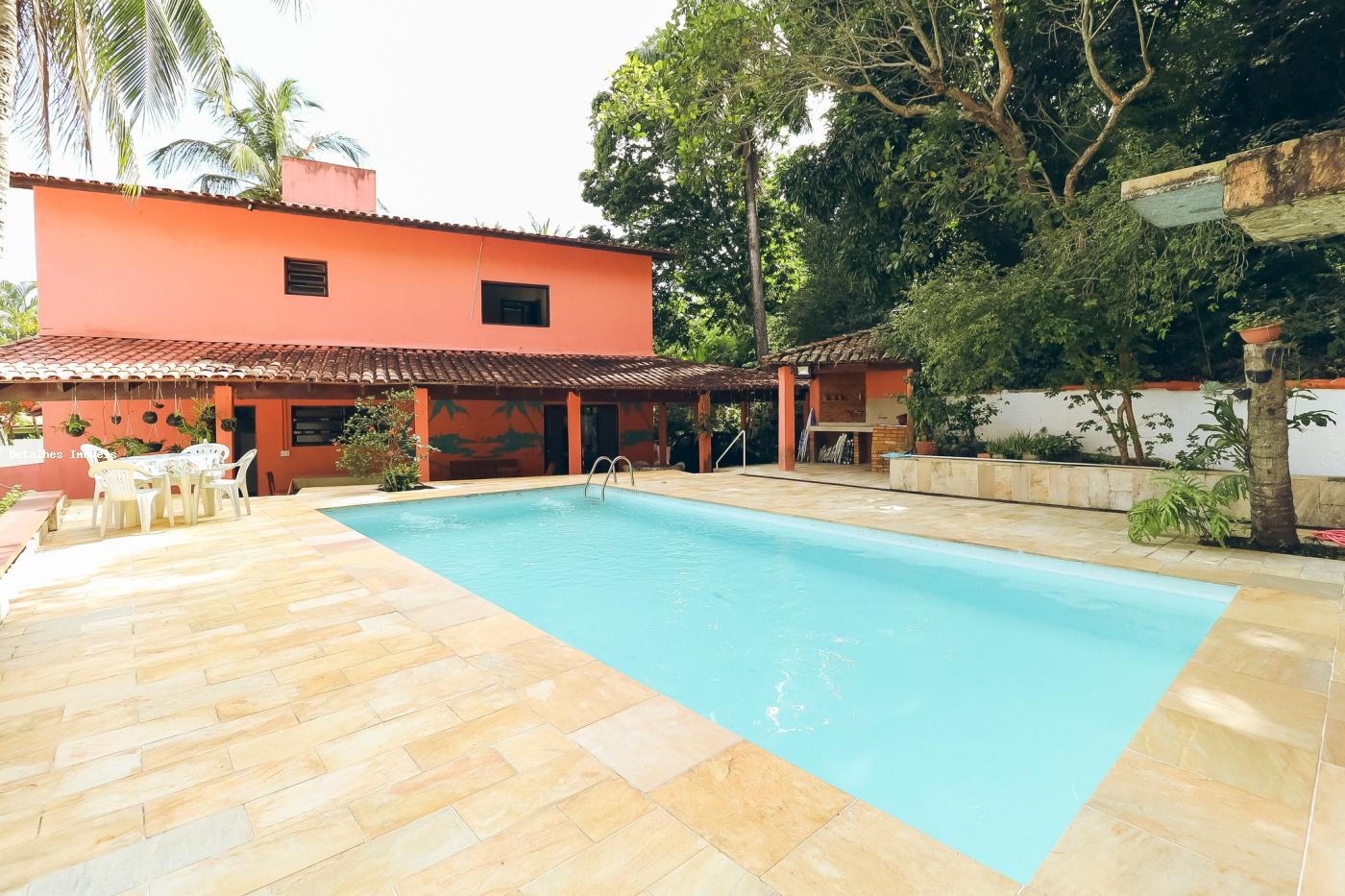 Casa de Condomínio à venda com 4 quartos, 425m² - Foto 1