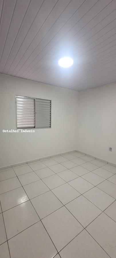 Casa para alugar com 3 quartos, 300m² - Foto 8