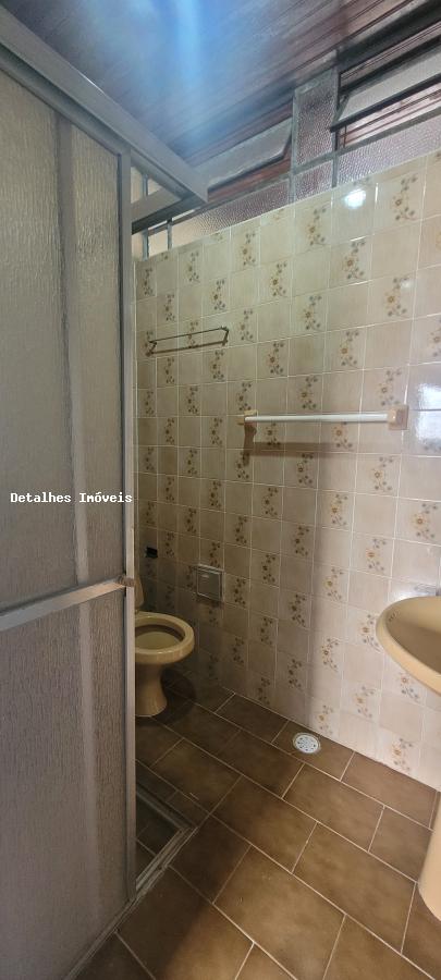 Casa à venda com 3 quartos, 300m² - Foto 12