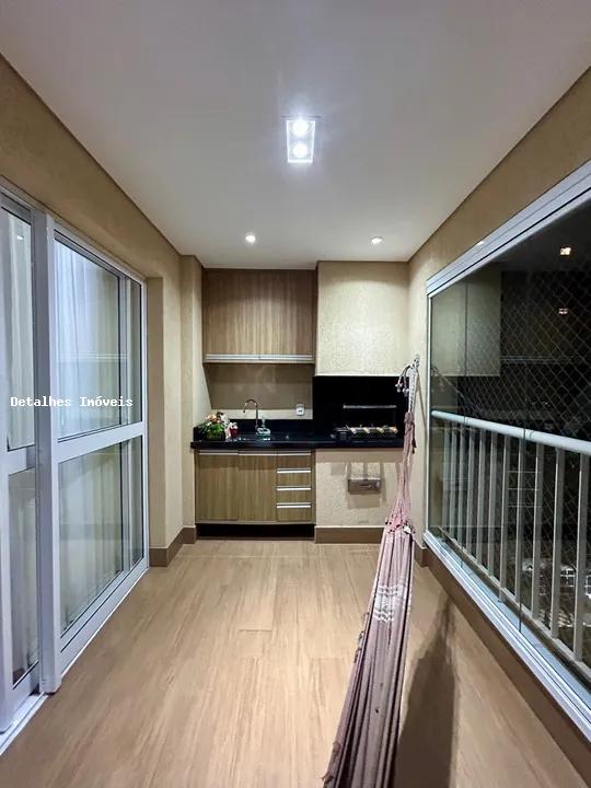 Apartamento para alugar com 3 quartos, 156m² - Foto 4