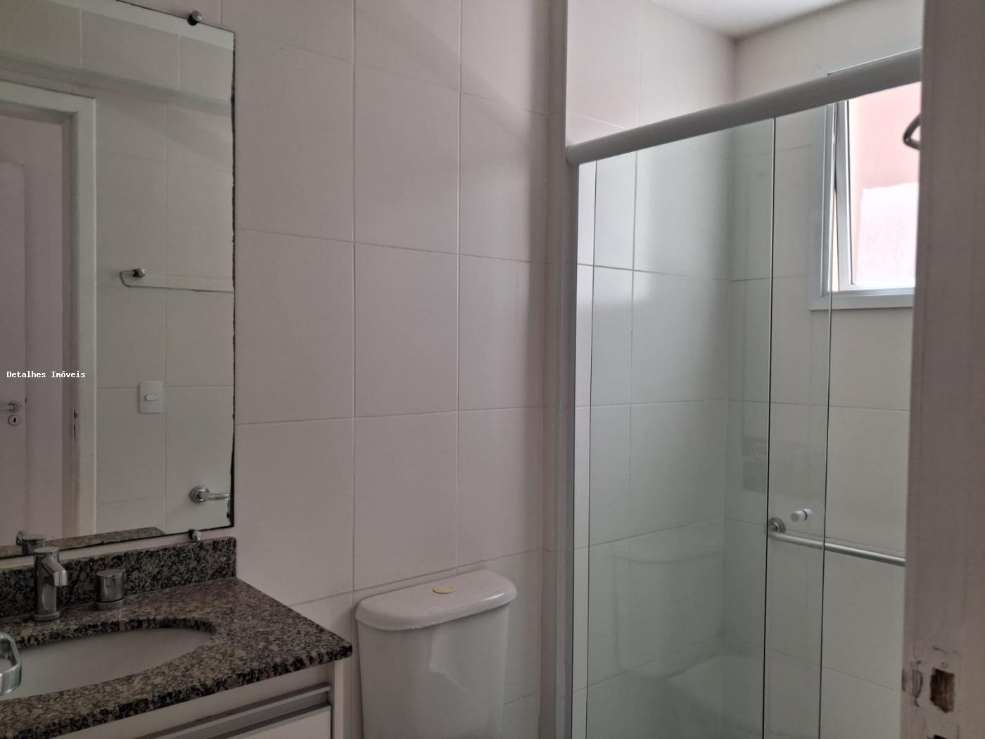 Apartamento para alugar com 2 quartos, 75m² - Foto 8