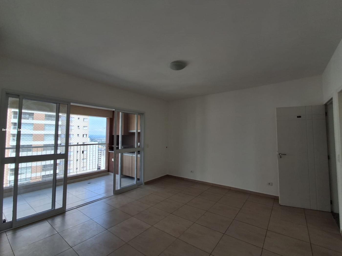 Apartamento para alugar com 2 quartos, 75m² - Foto 2