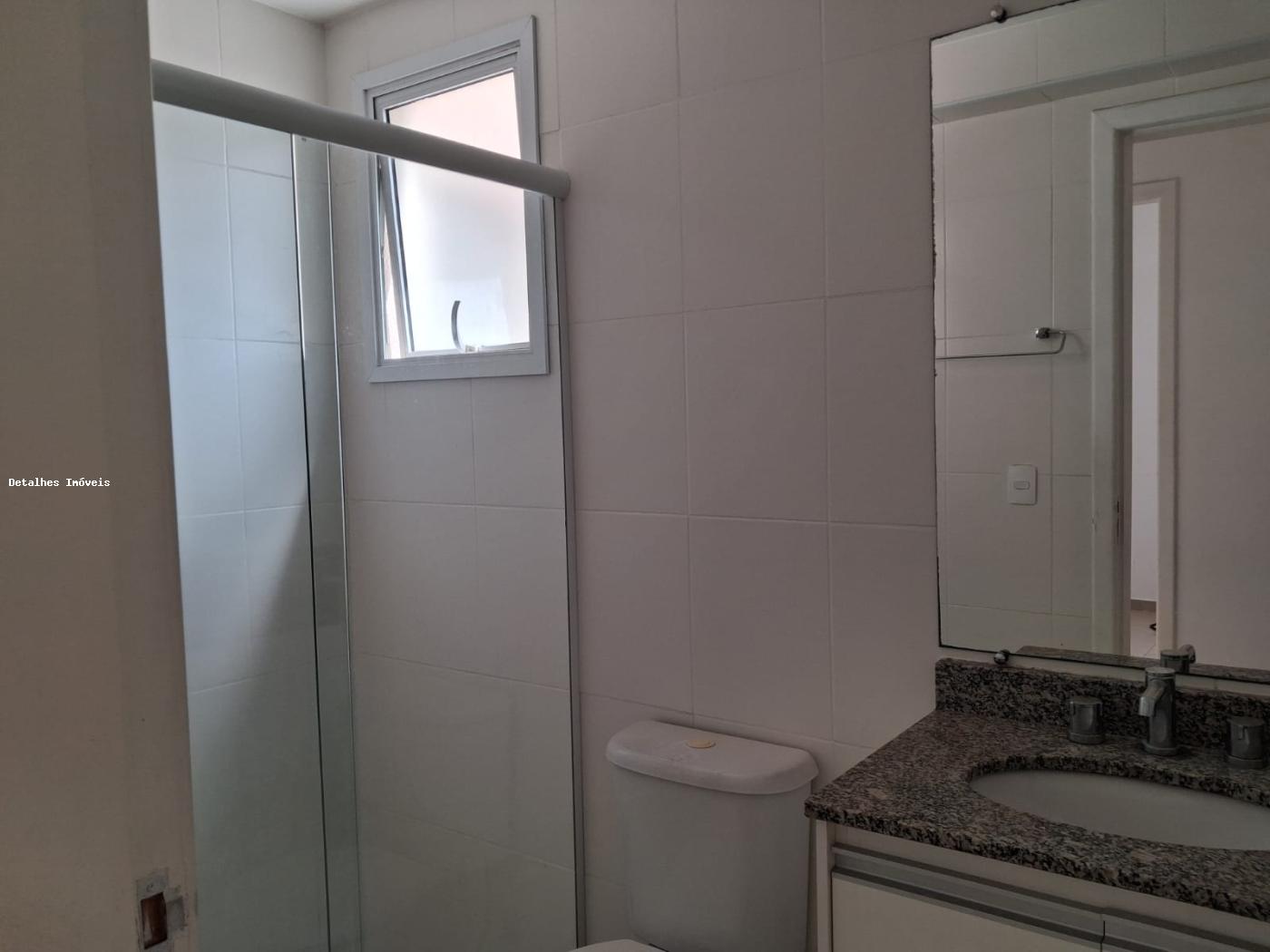 Apartamento para alugar com 2 quartos, 75m² - Foto 5